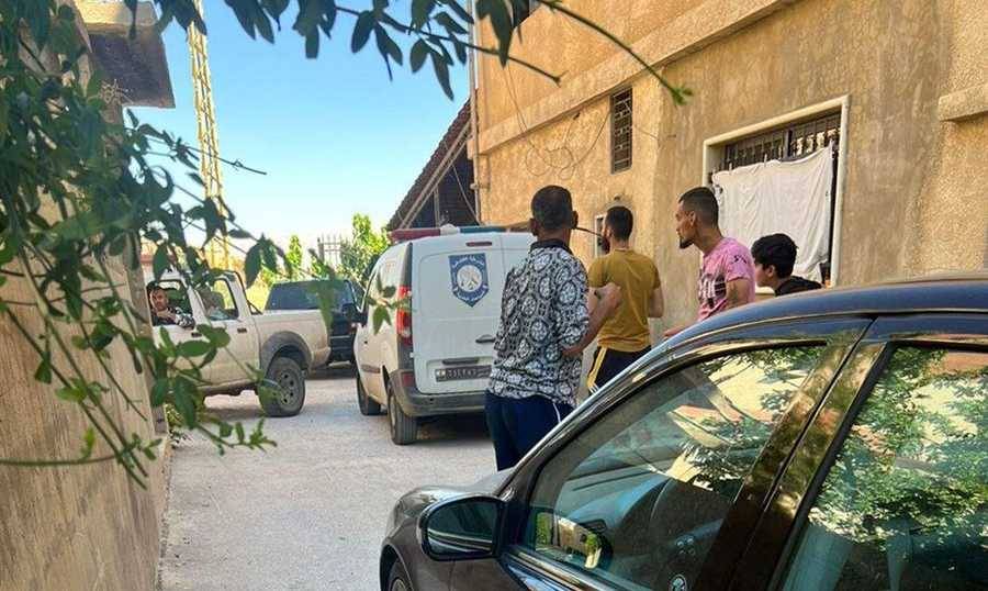 طعن طليقته حتى الموت