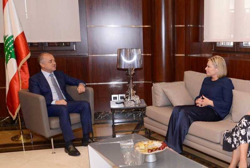 بوصعب يُحمّل بلاسخارت رسالة لايجاد حل لقضية النازحين