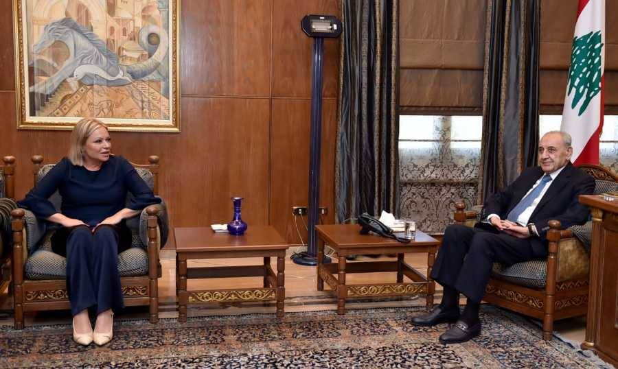 نشاط بري