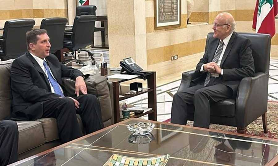 مبعوث روسي في السراي