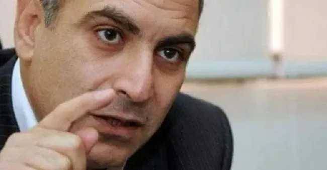 أسود لباسيل: تعريف الخيانة ما بدو ثرثرة
