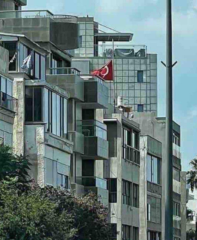 بعد تنكيس العلم حدادا على هنية.. اسرائيل تستدعي نائب سفير تركيا لتوبيخه