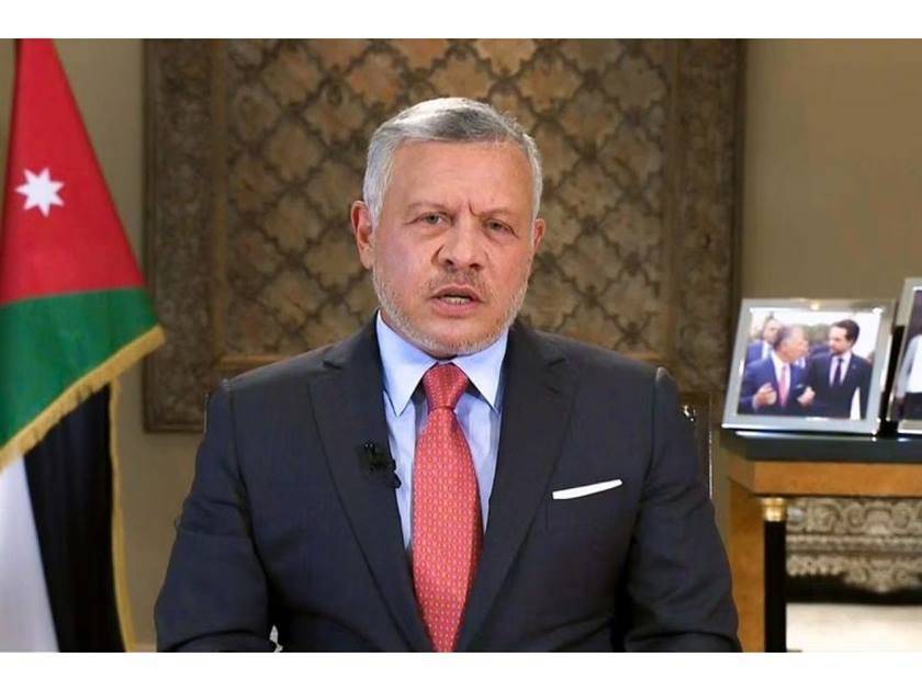 العاهل الاردني يعلن ولادة حفيدته الاولى: