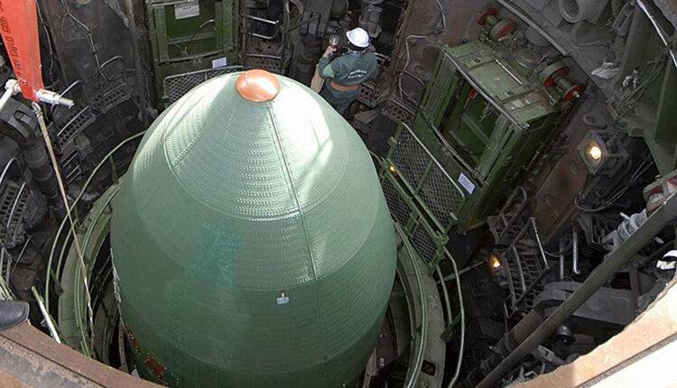 خبراء: إيران قد تعلن نفسها قوة نووية بحلول نهاية العام