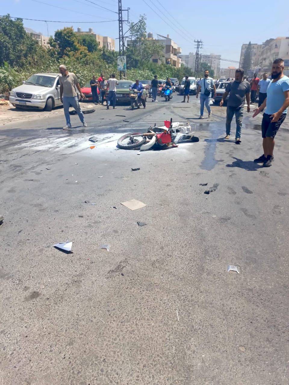 بالفيديو: مسيرة تستهدف دراجة نارية شمال صور