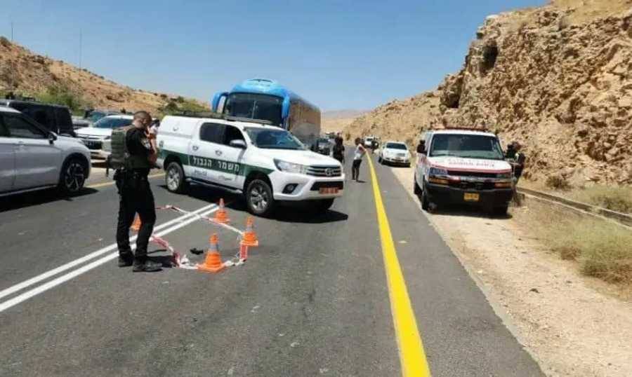 مقتل إسرائيلي بعملية إطلاق نار نفذتها سيارة عابرة في الأغوار