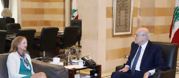 ميقاتي بحث والسفيرة جونسون في التحضيرات الجارية للتمديد لـ