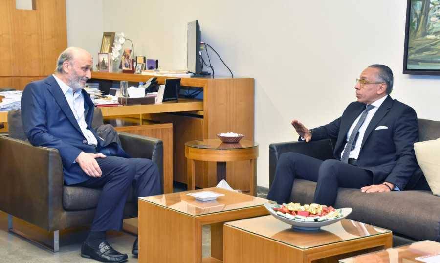 موسى يلتقي جعجع : لبنان في موقف لا يتحمل البقاء بلا رئيس