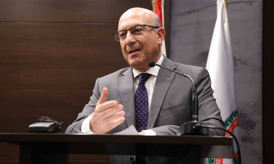 نداء  إلى الأطباء من نقيبهم