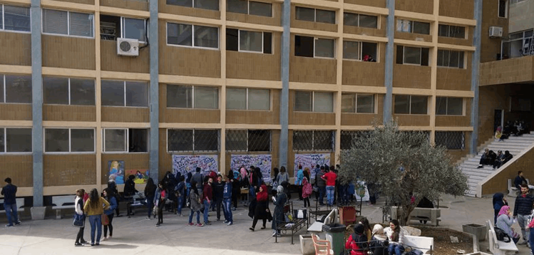 إقفال فروع الجامعة اللبنانية في صيدا والنبطية وصور غدا