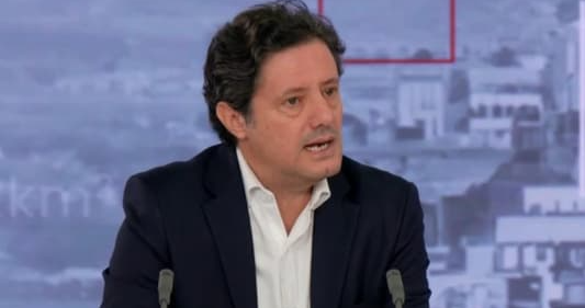 المكاري: الرئيس الشرعي هو من يتواصل مع الجميع والأولوية لوقف النار