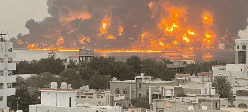 مقاتلات أميركية - بريطانية تستهدف بأربع غارات مديرية اللحية بالحديدة