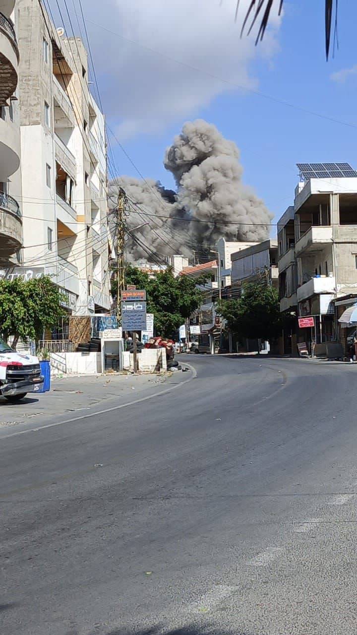 غارات عنيفة على قرى في صور وبنت جبيل