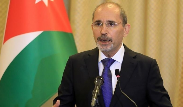 الصفدي يسلم الأسد رسالة من العاهل الأردني