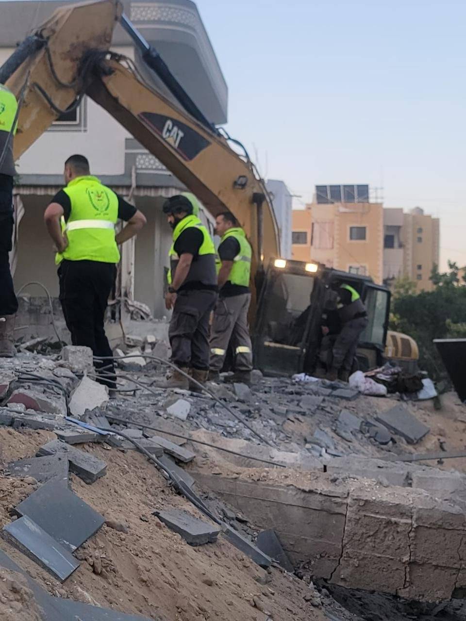 غارات وشهيدان في البرج الشمالي