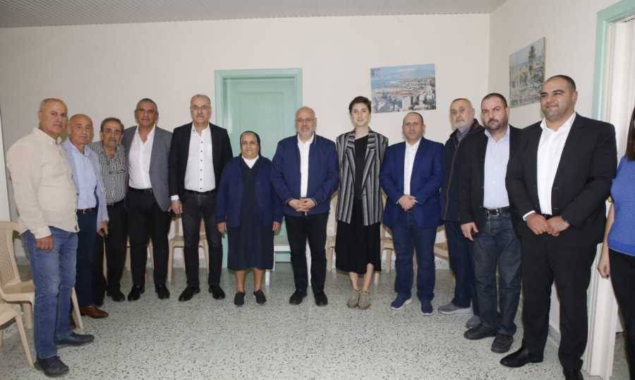 الأبيض يختتم جولته في إقليم الخروب
