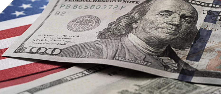 الدولار يستقر قرب أعلى مستوى بعد فوز ترامب