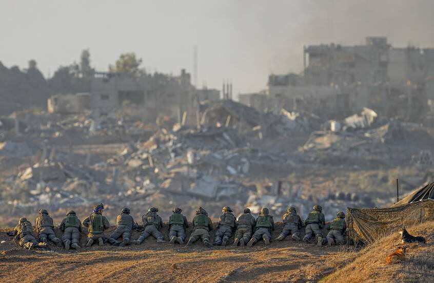 قطر: جهود وقف إطلاق النار في غزة معلقة حالياً