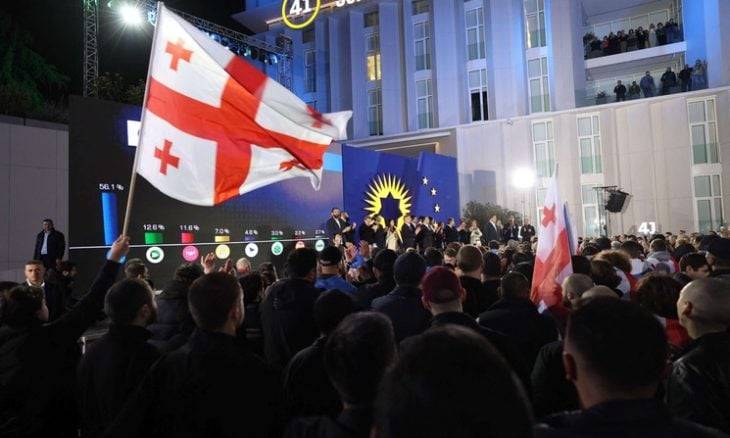 المعارضون في جورجيا يعتصمون للمطالبة بإجراء انتخابات جديدة