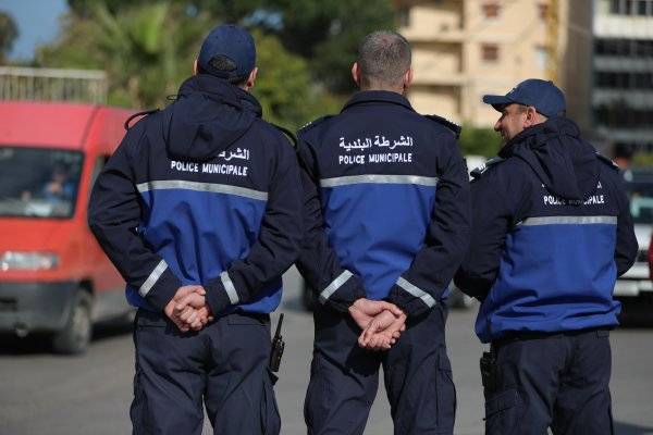 بلدية جونيه: مستمرون بتوقيف السيارات والاليات المخالفة