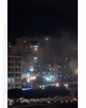 بالفيديو: الطيران الإسرائيلي يشن غارة على منطقة زقاق البلاط ببيروت