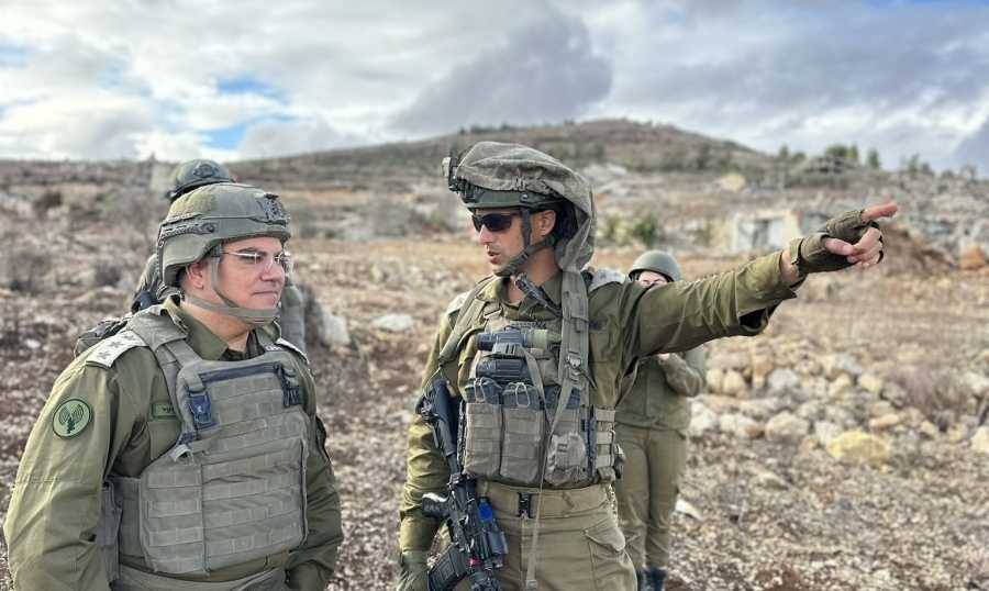 أدرعي ينشر صوراً له ويزعم أنها في جنوب لبنان: جولتي تحمل رسالة مهمة.. ترقبوا