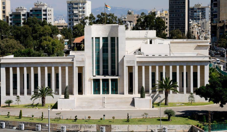 شيخ العقل يوفد ممثلين لتهنئة قيادتي الجيش وقوى الامن