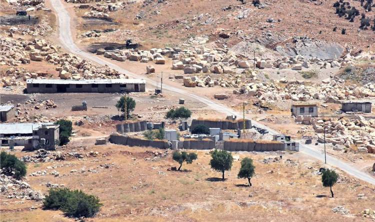 الجبهة الشعبية القيادة العامة تسلم بعض مواقعها للجيش