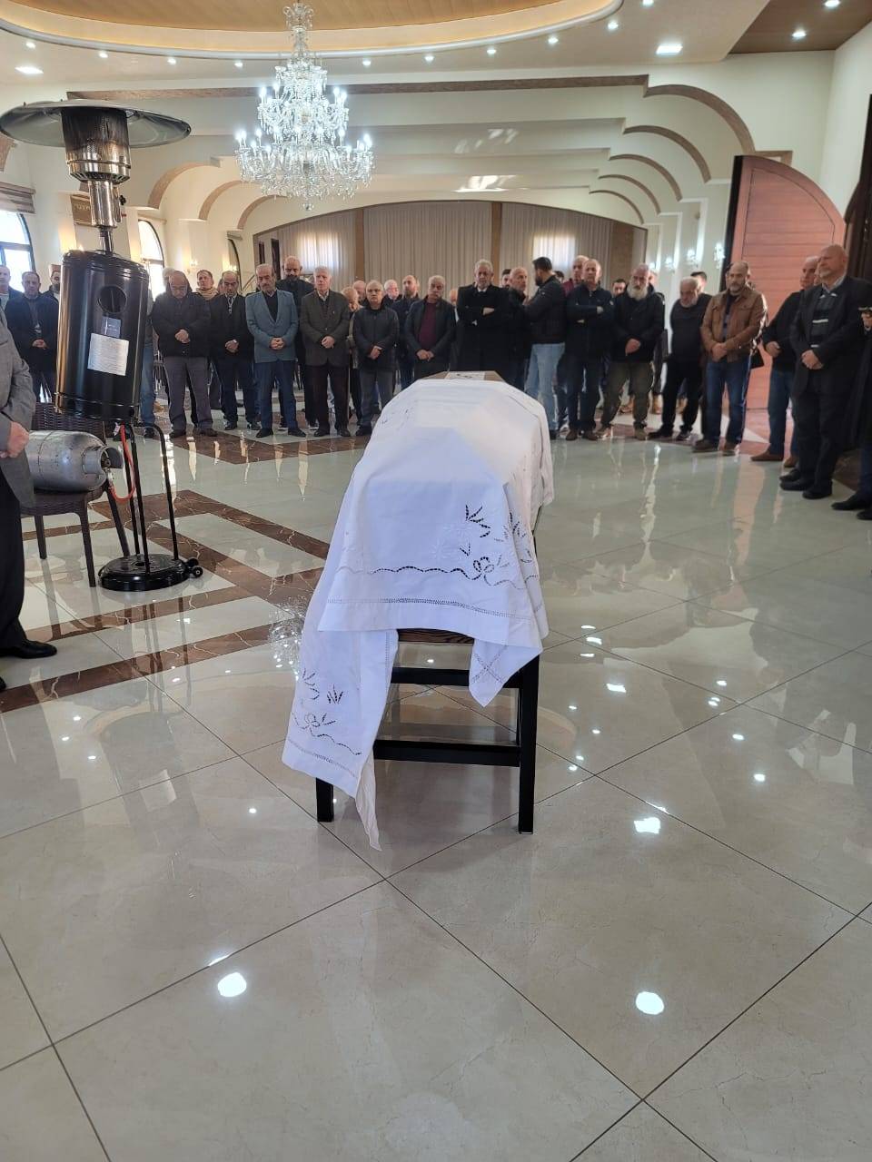 مأتم حاشد للنقيب الأسبق للمحررين سعيد ناصر الدين