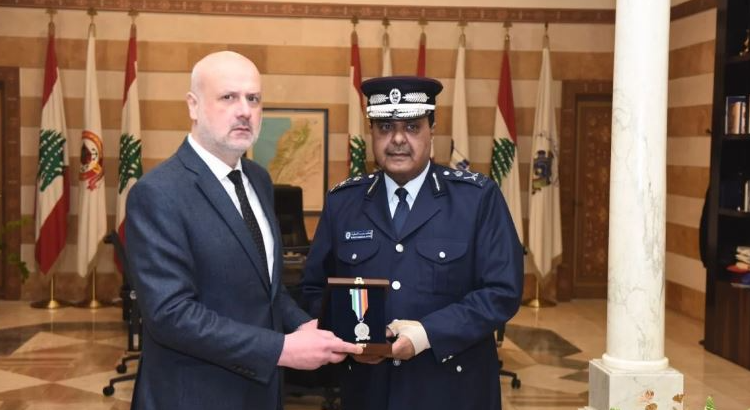 مولوي يكرّم رئيس الاتحادين الرياضيين القطري والعربي للشرطة