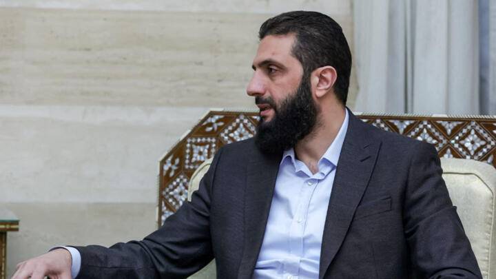 أحمد الشرع: لا يمكننا بناء سوريا بالفصائل المسلحة