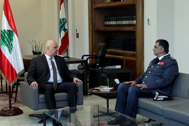 الرئيس عون يستقبل البيسري وعثمان وعبود