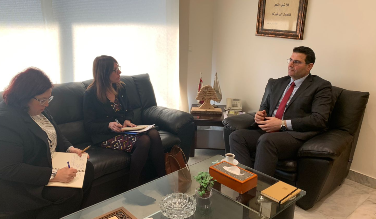 الحاج حسن يتابع مع وفد منظمة 