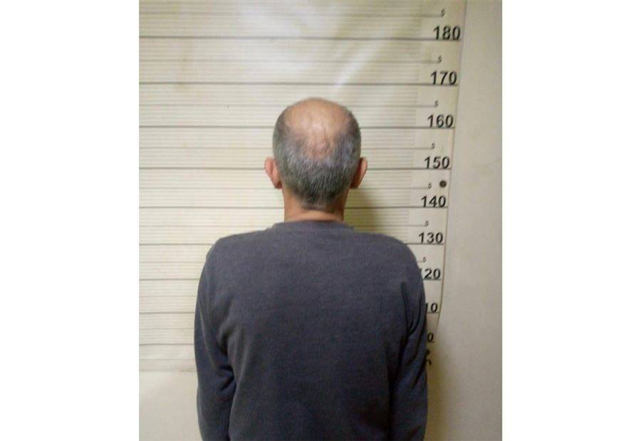 يتجوّل ليلاً بين جبيل وعمشيت ليسرق المنازل والورش قيد البناء