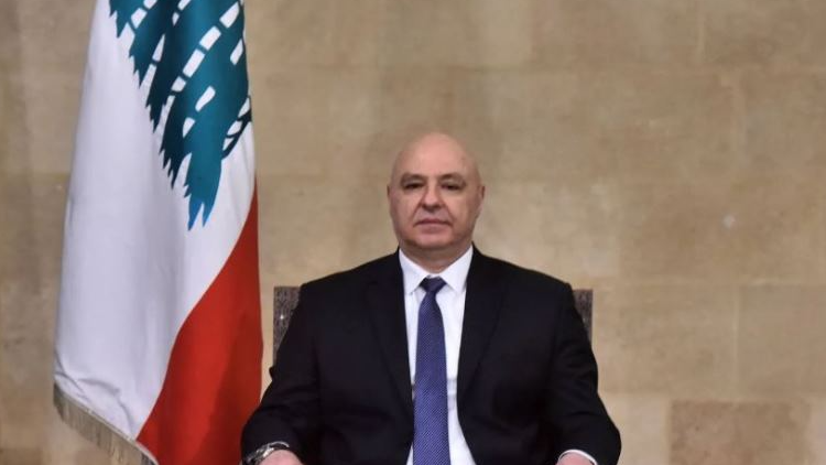 الرئيس عون يلتقي ماكرون عند الأولى بعد الظهر