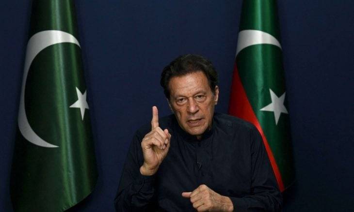 باكستان: الحكم على عمران خان بالسجن 14 عاما في قضية فساد