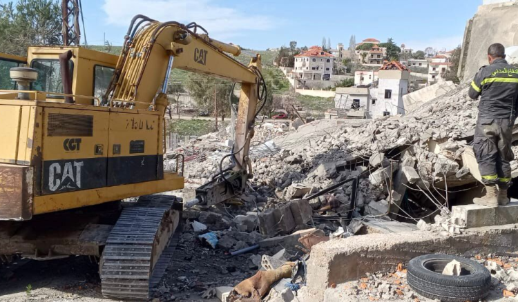 انتشال جثماني شهيدين من الحيين الجنوبي والغربي في الخيام
