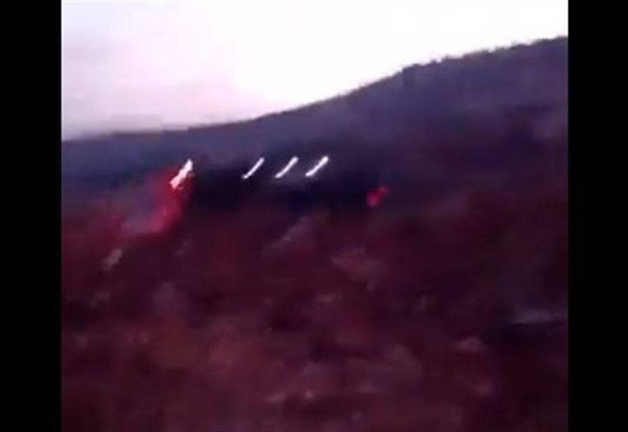 الطيران الإسرائيلي يستهدف شاحنة في منطقة وادي خالد الحدودية