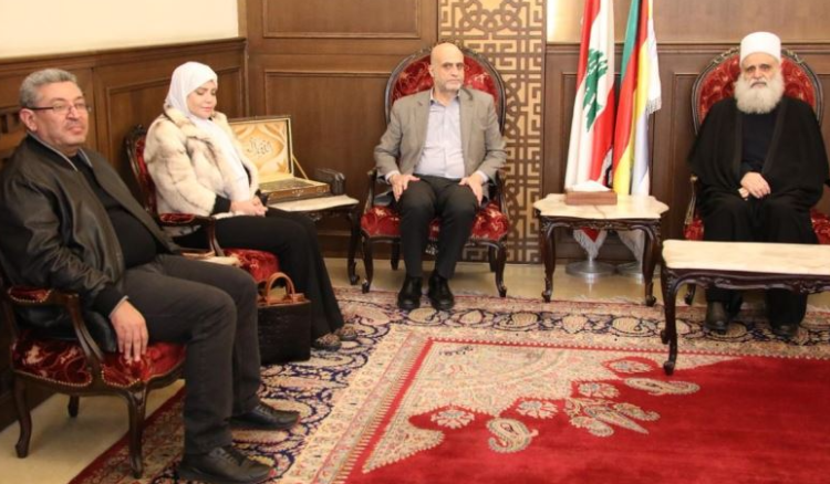 شيخ العقل يلتقي لجنة متابعة الحوار الوطني في سوريا وشخصيات