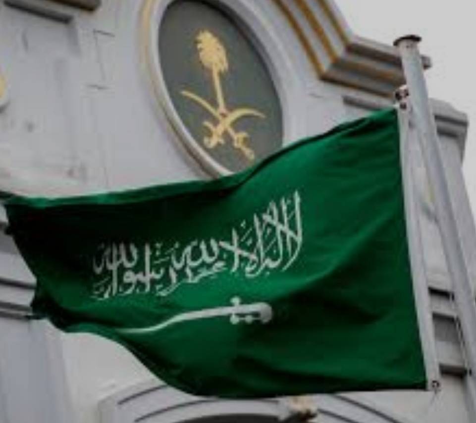 الخارجية السعودية : المملكة ترفض محاولات تهجير الفلسطينيين والمساس بحقوقهم