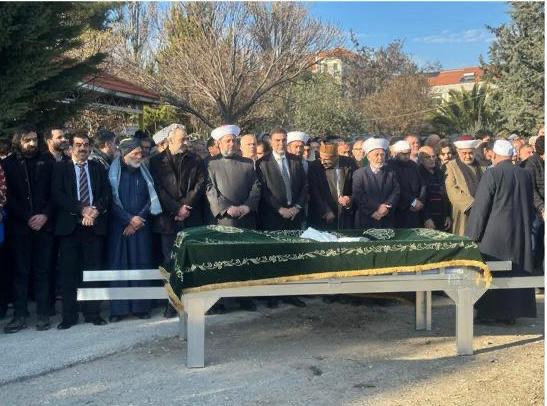 البقاع يشيع عمر حرب إلى مثواه الأخير بجنازة حاشدة
