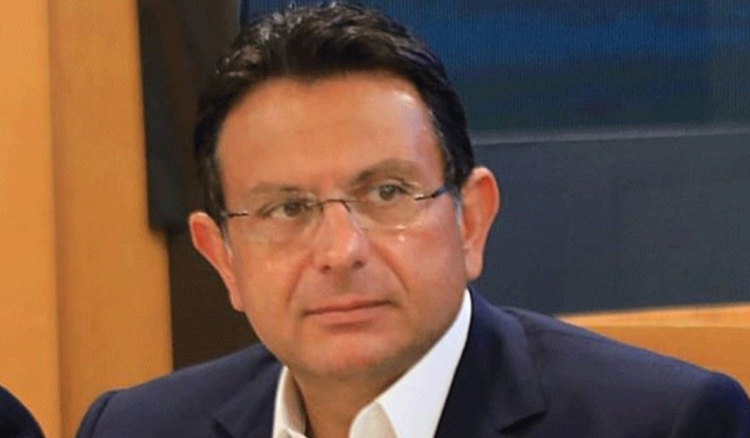 الخازن يعتذر عن عدم حضور جلسات الثقة : 