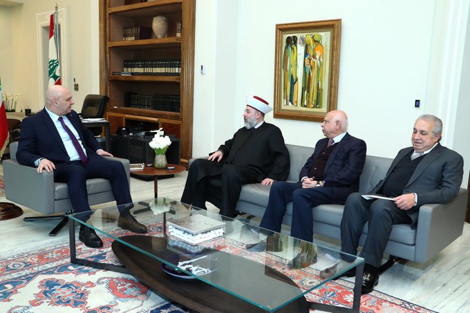 عون يتلقى دعوة من دريان إلى إفطار 