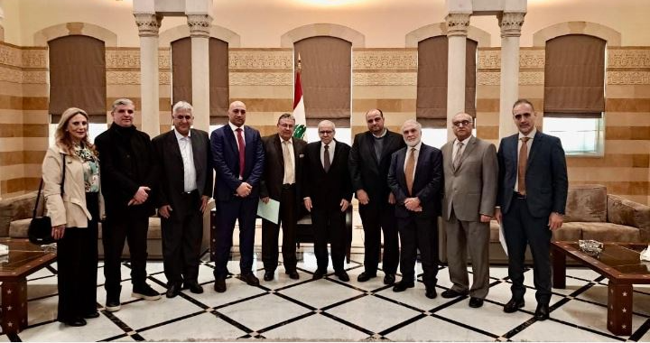 وفد من نقابة المعلمين يزور سلام ناقلاً معاناتهم