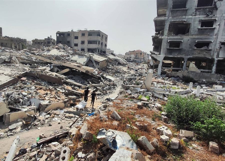 وزراء خارجية بريطانيا وفرنسا وألمانيا: ندعو اسرائيل الى الإلتزام بتعهدها بضمان تقديم المساعدات الإنسانية بشكل كامل وسريع وآمن وبلا معوقات لسكان غزة