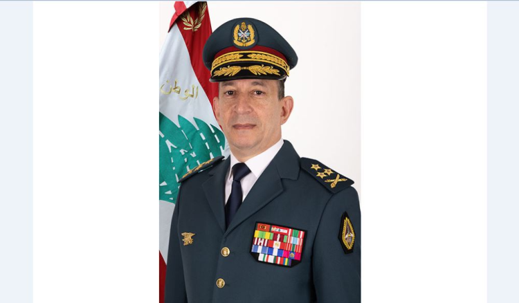 السيرة الذاتية لقائد الجيش الجديد