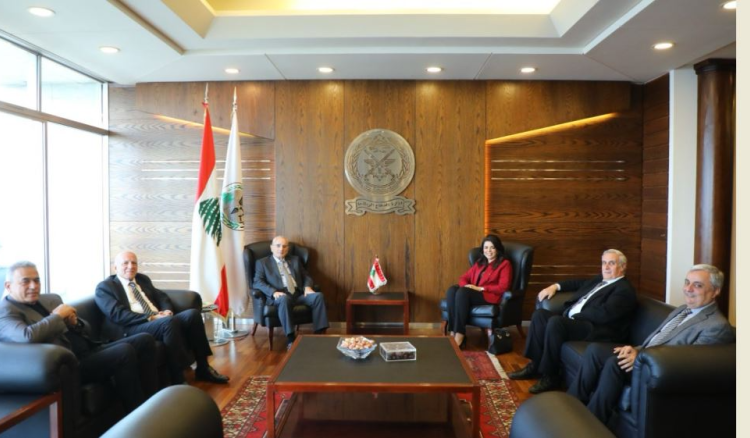 لقاءات وزير الصحة
