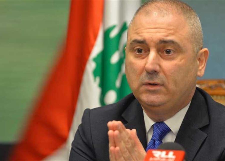 محفوض: حافظ الأسد قاتل كمال جنبلاط وكرامي والمفتي خالد ومعوض وبشير
