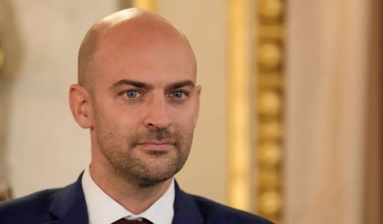 وزير الخارجية الفرنسي: التهديد الروسي لأوروبا ليس نظرياً