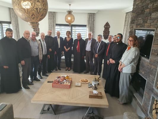 الزين تبحث مع وفد من دير الأحمر في الحلول للتحديات البيئية
